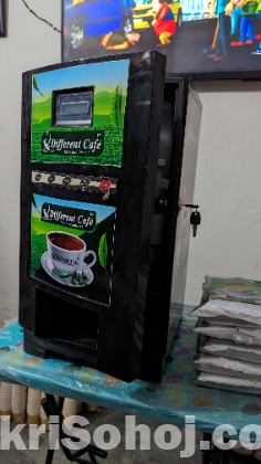 Coffee and tea maker/vending machine